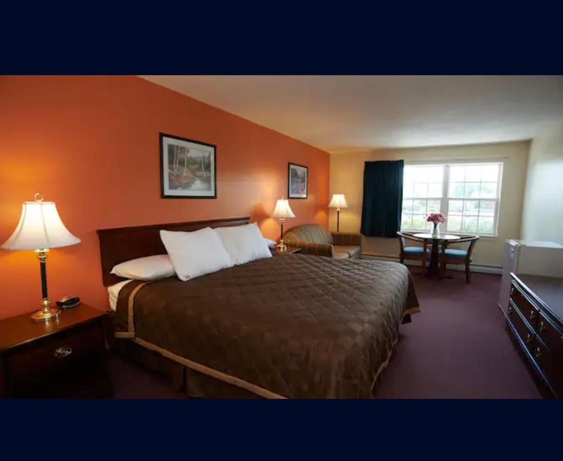 Coos Motor Inn Lancaster Exterior foto