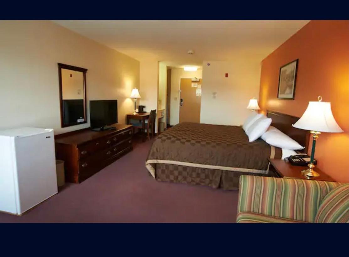 Coos Motor Inn Lancaster Exterior foto
